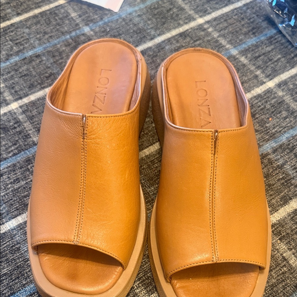 Women's Tan Leather Mules